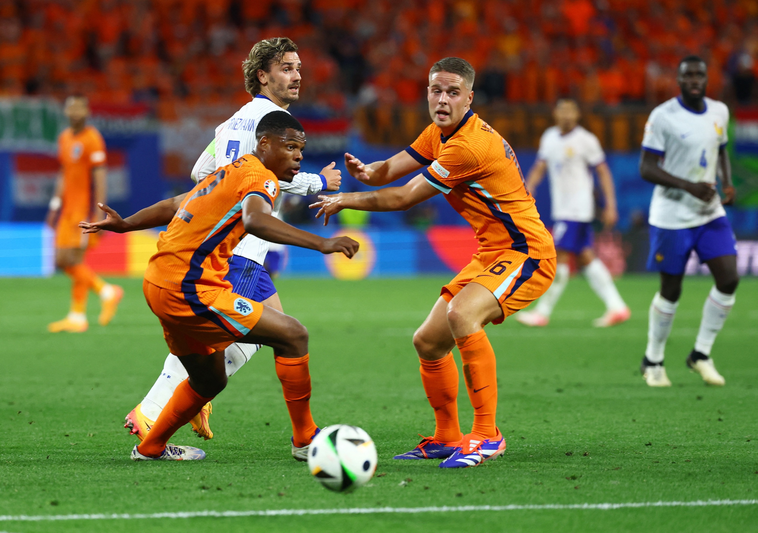 EURO 2024: Vắng Mbappe, Pháp và Hà Lan bất phân thắng bại- Ảnh 7.